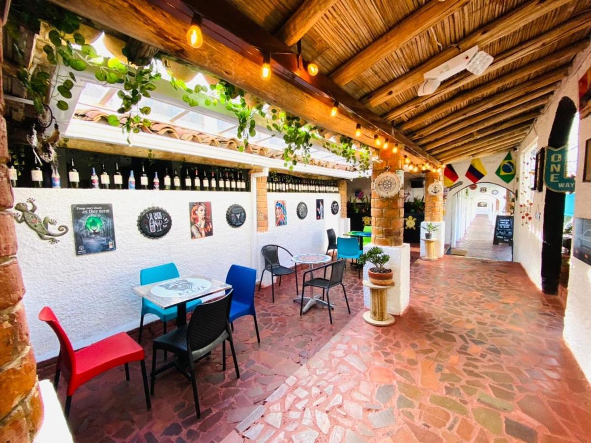 Club Aviva Guatavita - Hostel - Restaurante, Disco & Bar 外观 照片
