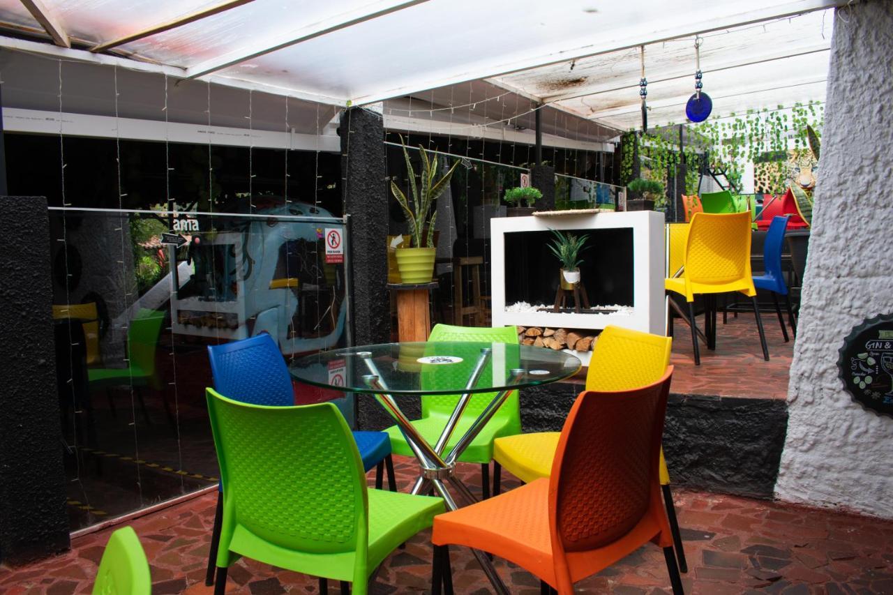 Club Aviva Guatavita - Hostel - Restaurante, Disco & Bar 外观 照片